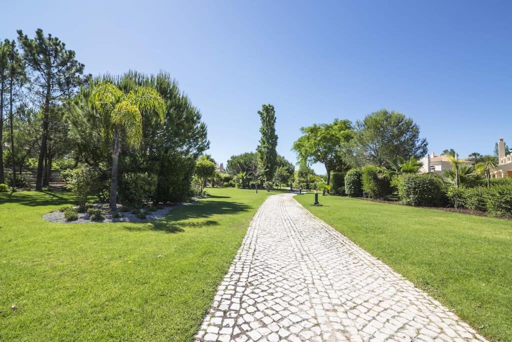 Moradia Geminada Com 2 Quartos Quinta Do Lago Exterior photo